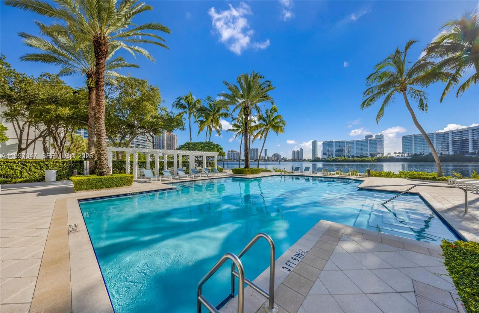 3245 NE 184 St # 13101, Aventura FL 33160