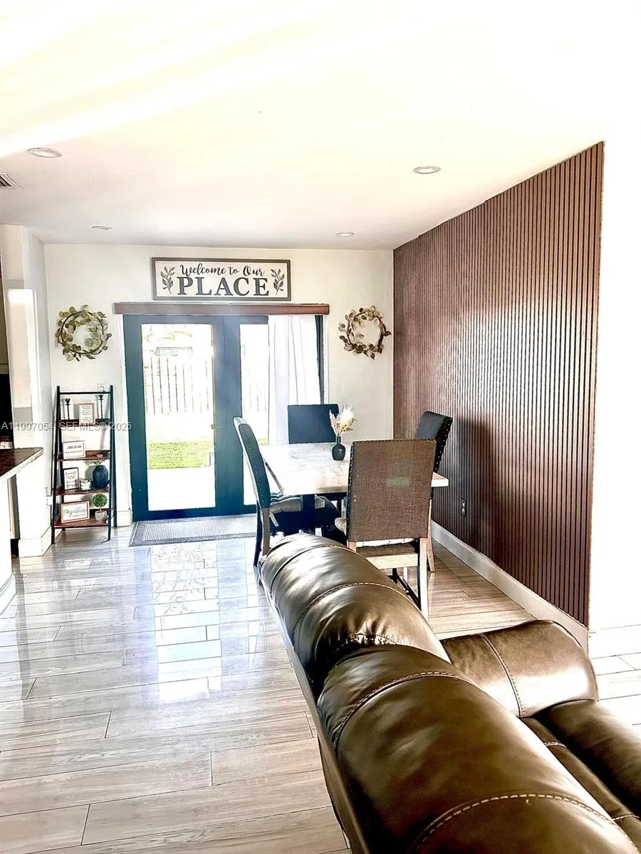 3763 NW 204th St, Miami Gardens FL 33055