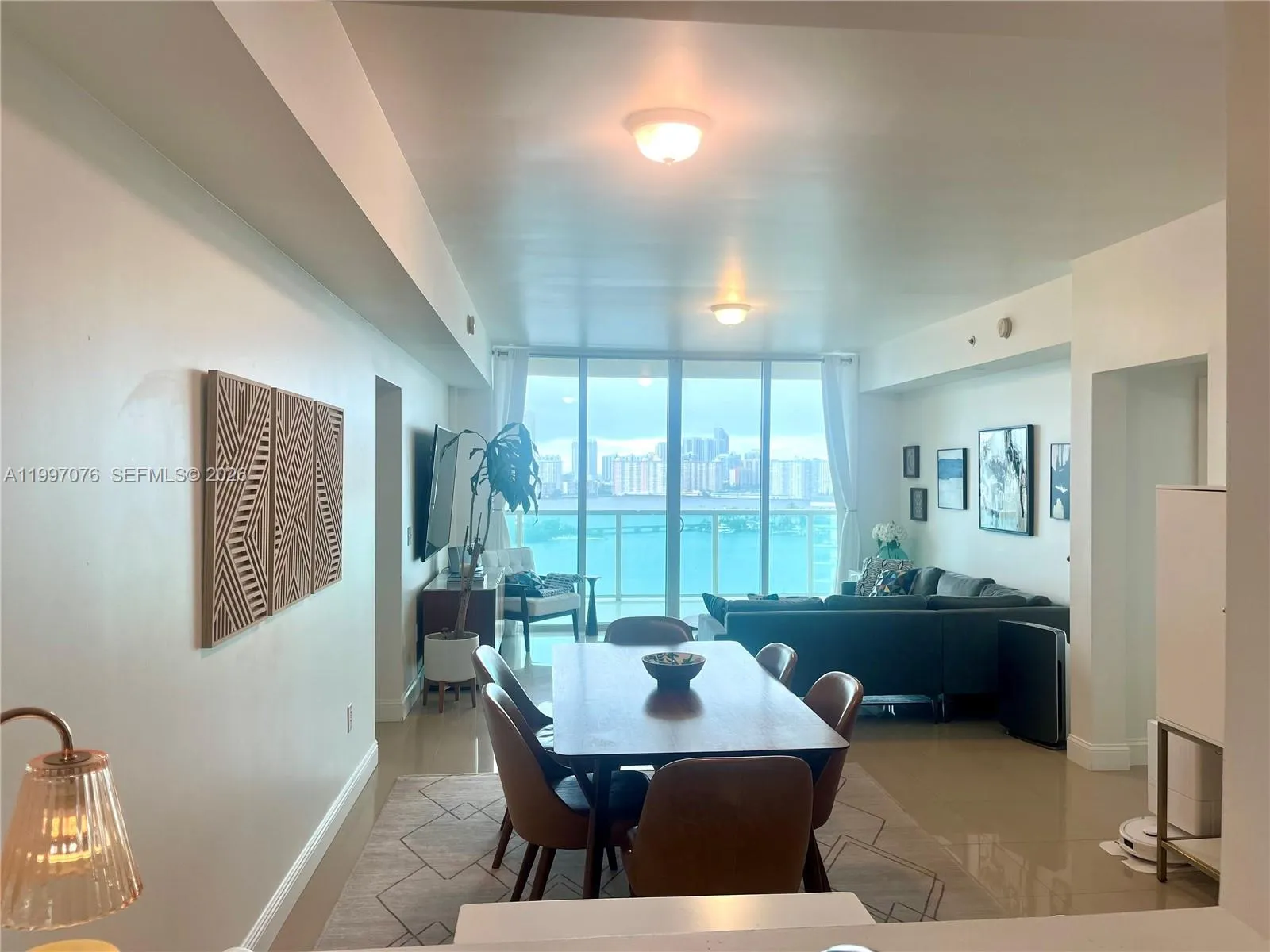 3330 NE 190th St # 1615, Aventura FL 33180