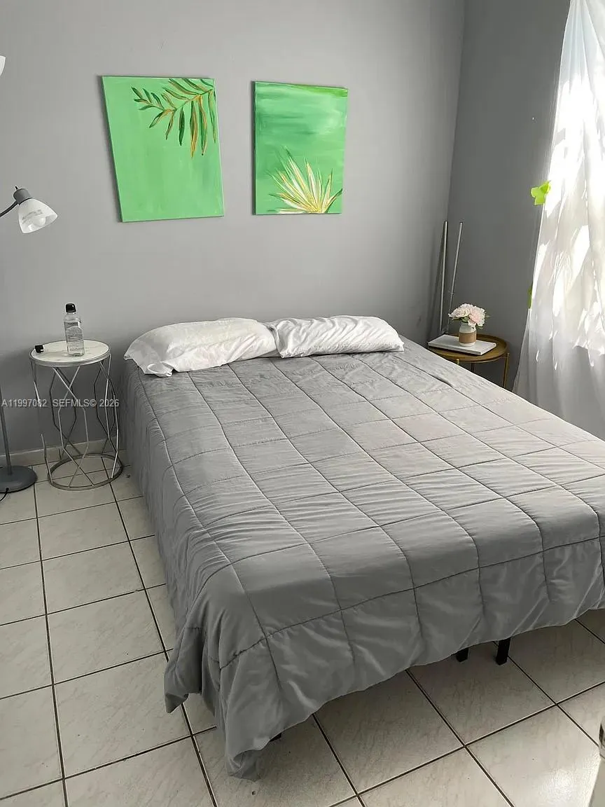 638 SW 15th Ave, Miami FL 33135