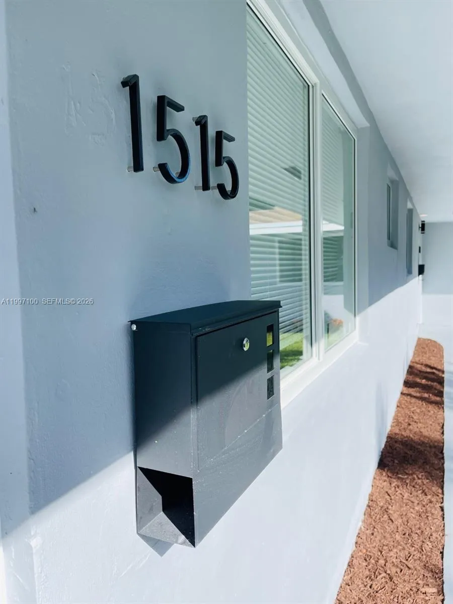 1515 NE 110th St # 1, Miami FL 33161