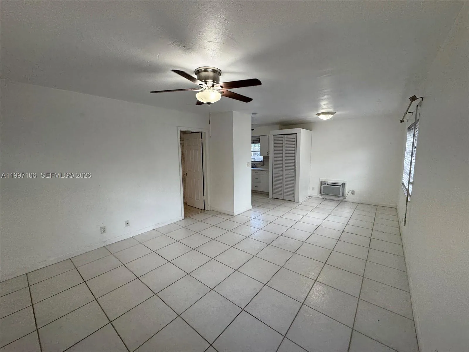 2000 Buchanan St # 11, Hollywood FL 33020