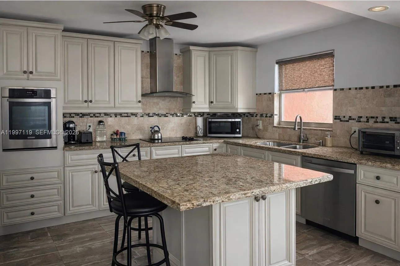 1351 NE Miami Gardens Dr # 926E, Miami FL 33179