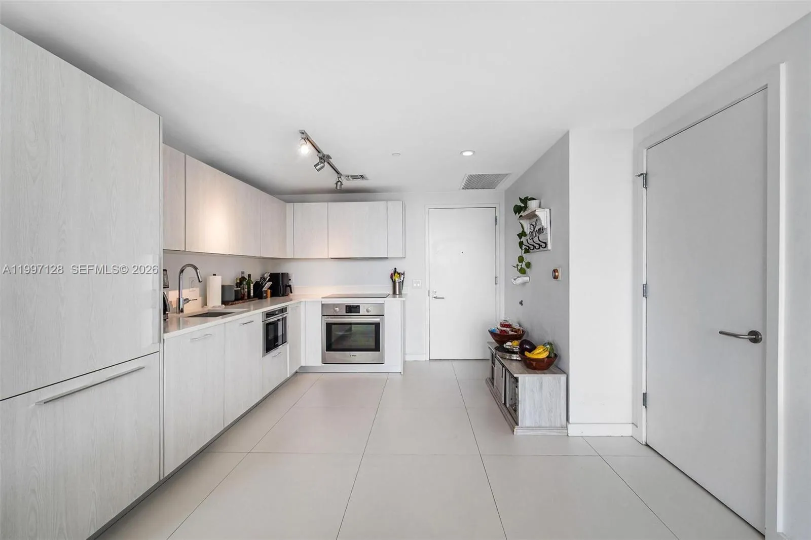 501 NE 31st St # 3009, Miami FL 33137