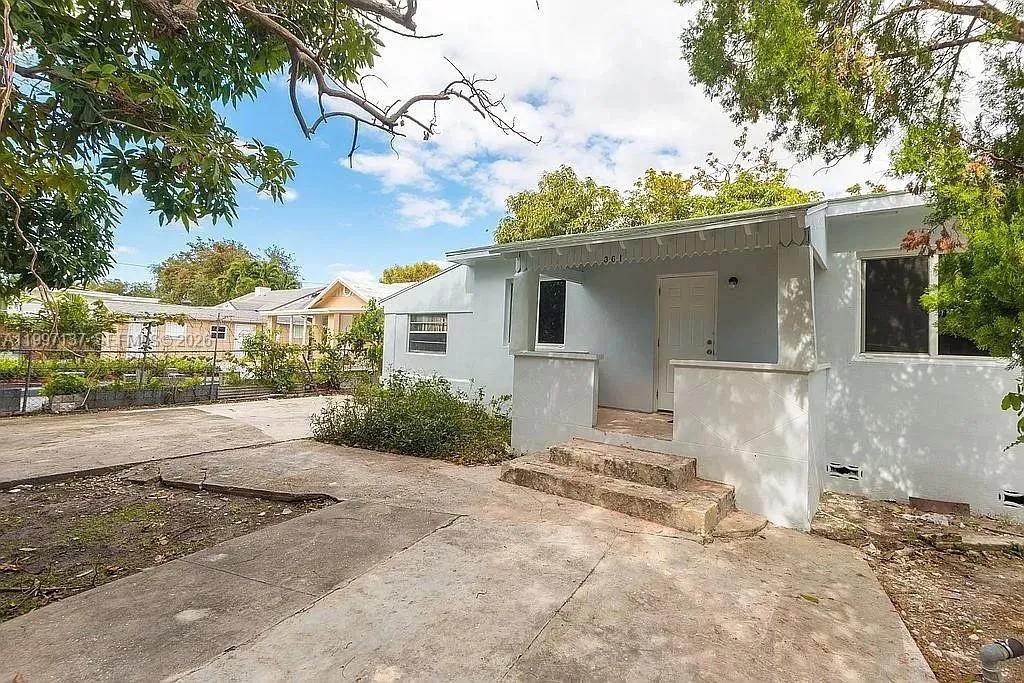 361 NE 57th St, Miami FL 33137