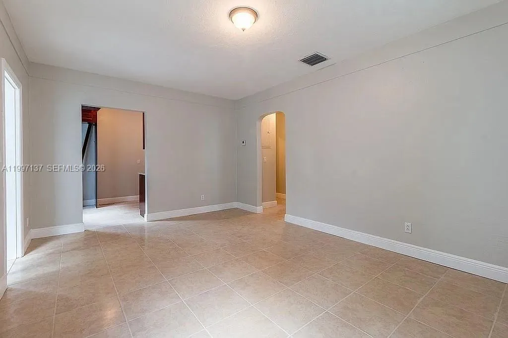 361 NE 57th St, Miami FL 33137