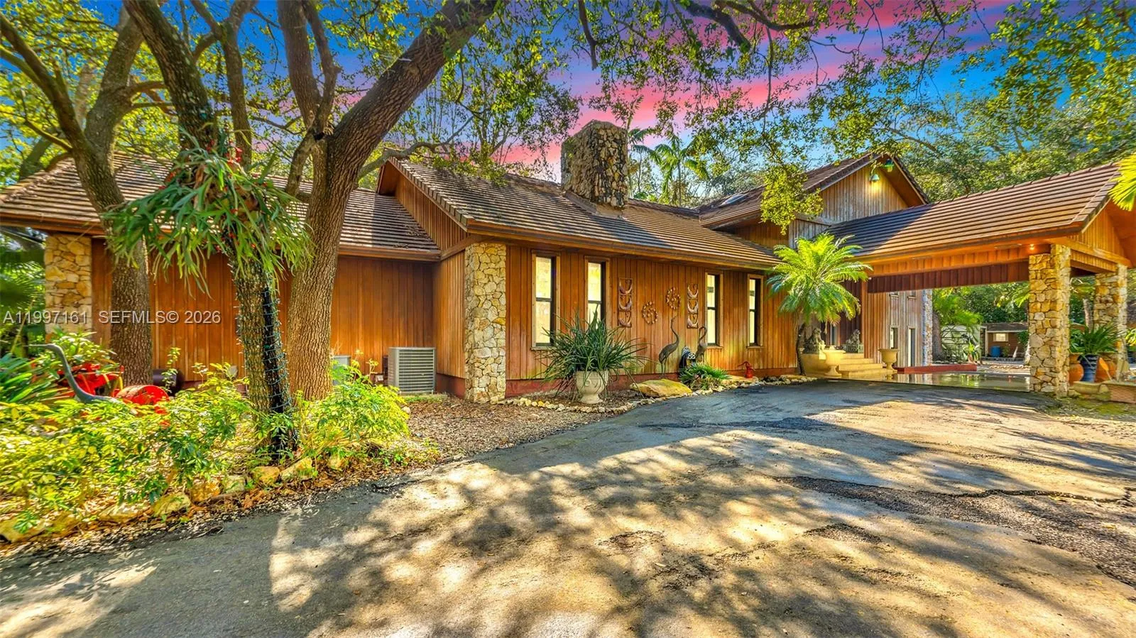 15425 SW 268th St, Homestead FL 33032