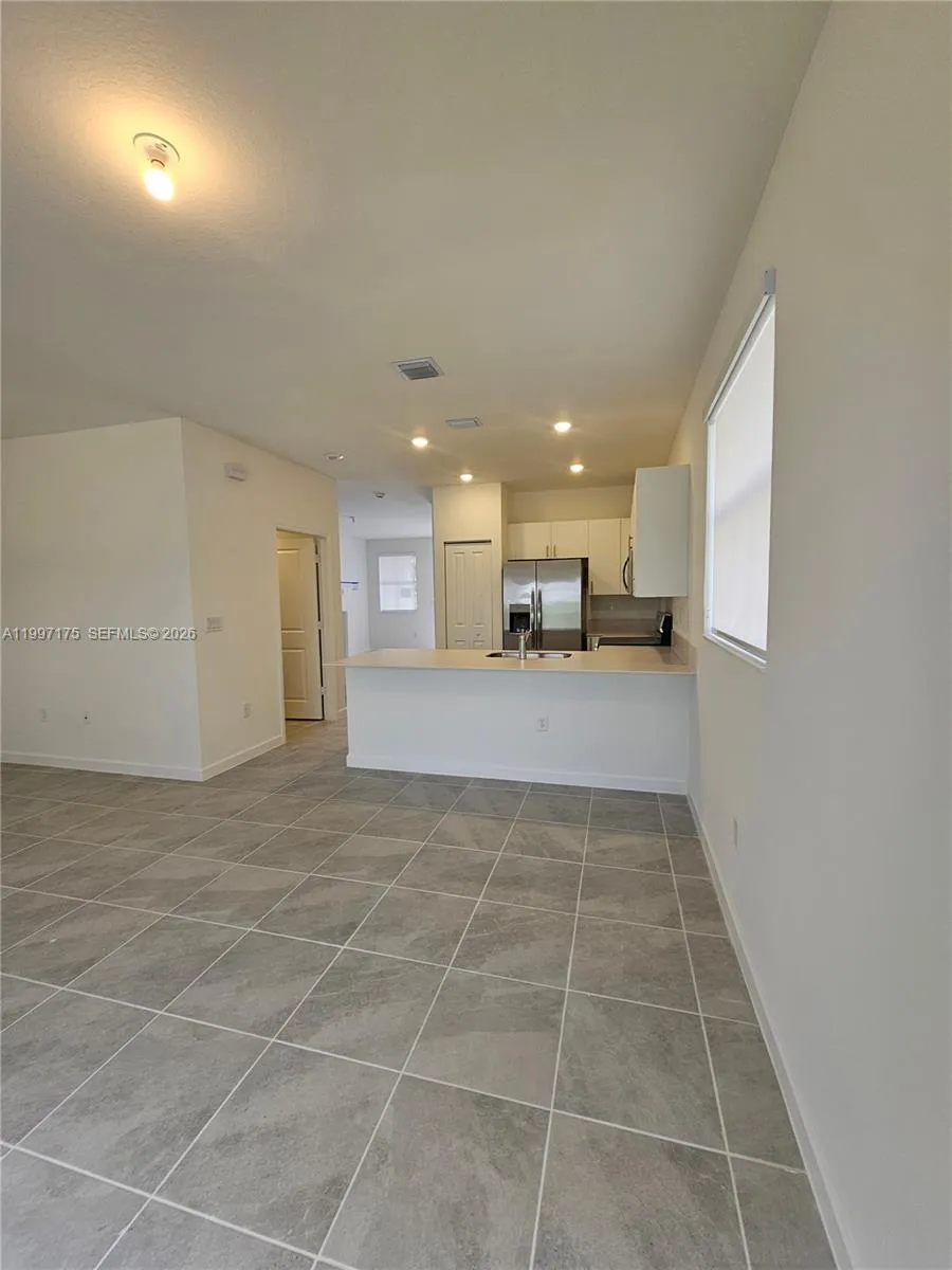 2739 SE 25th Ave, Homestead FL 33035