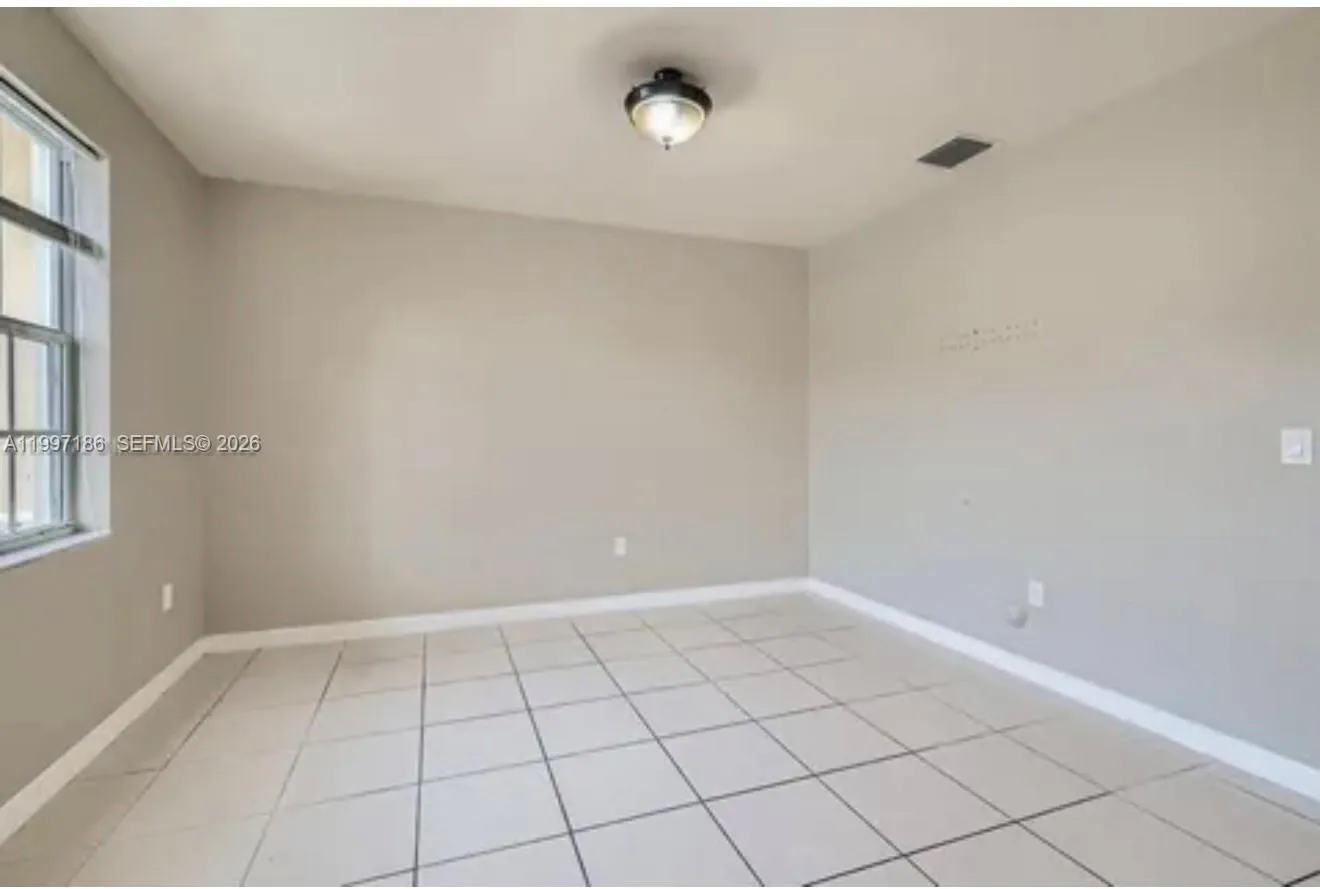 9125 SW 227th St # 1, Cutler Bay FL 33190