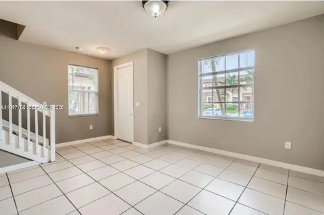 9125 SW 227th St # 1, Cutler Bay FL 33190