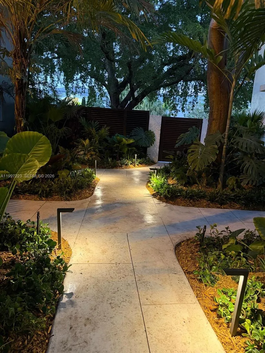 3000 Bird Ave # 3C, Coconut Grove FL 33133