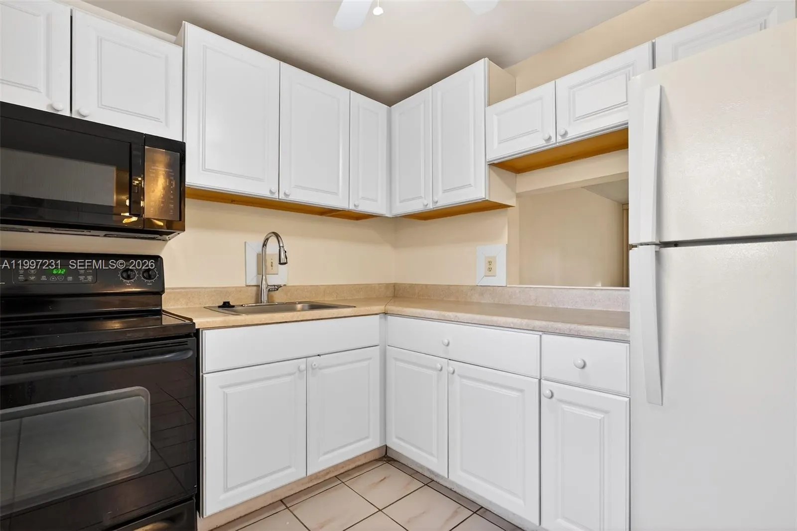 5801 NW 62nd Ave # 106, Tamarac FL 33319