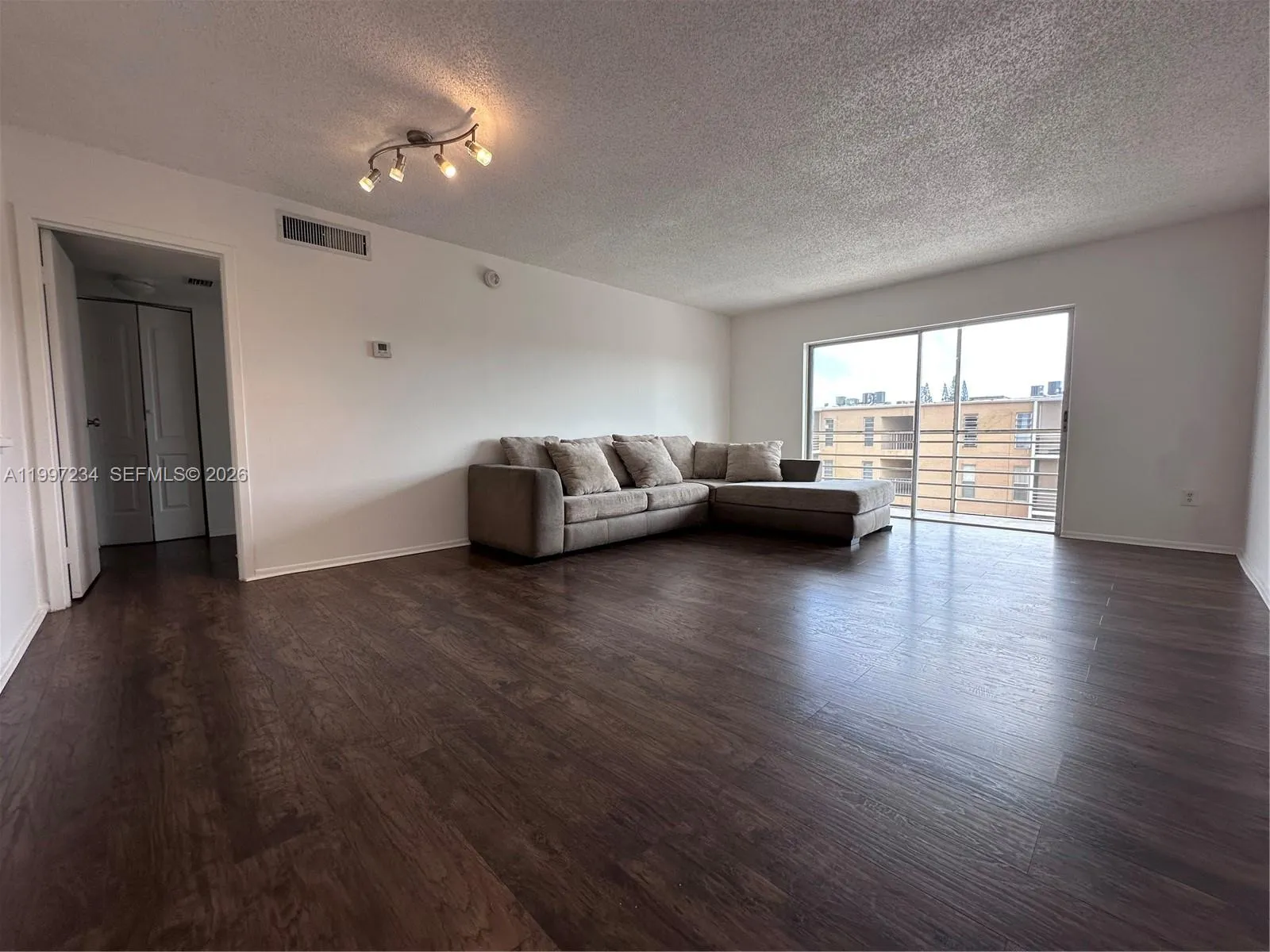 4848 NW 24th Ct # 412, Lauderdale Lakes FL 33313