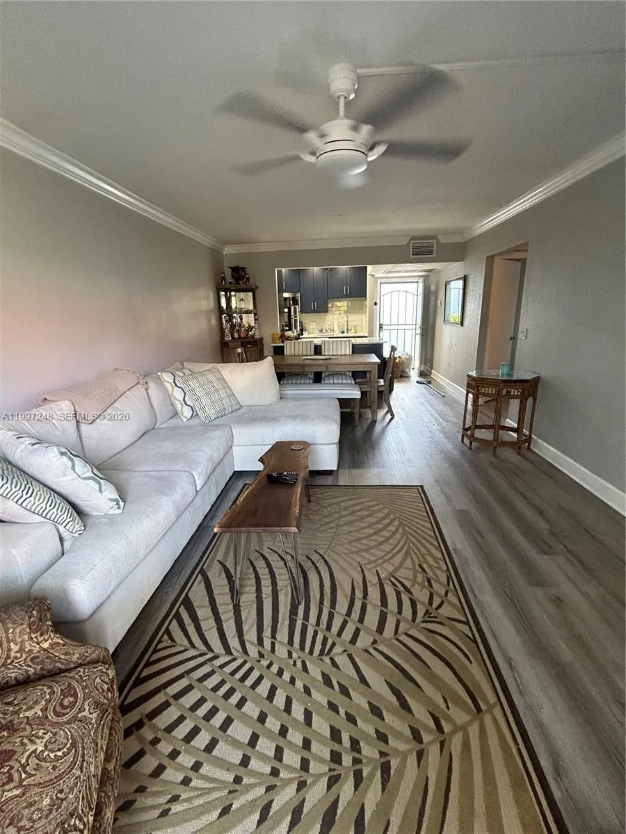 725 Hummingbird Way # 212, North Palm Beach FL 33408