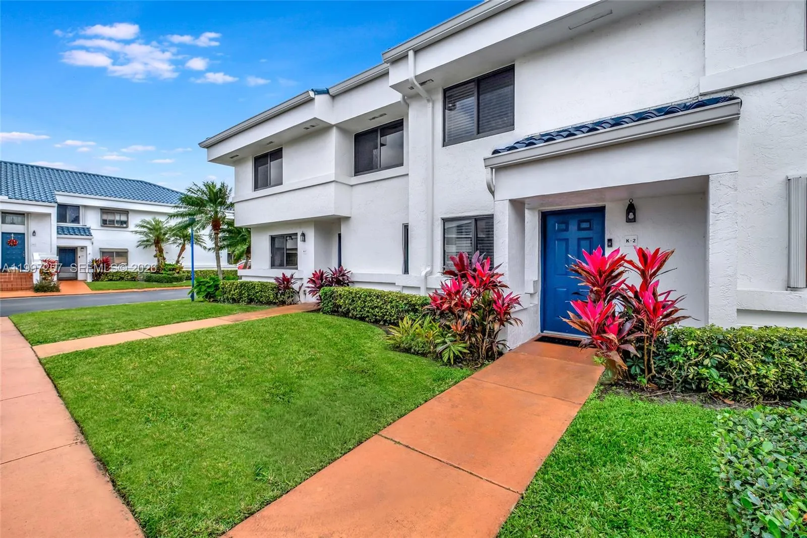 2 bedroom 2 bath for sale at 21300 San Simeon Way # K2, Miami FL 33179