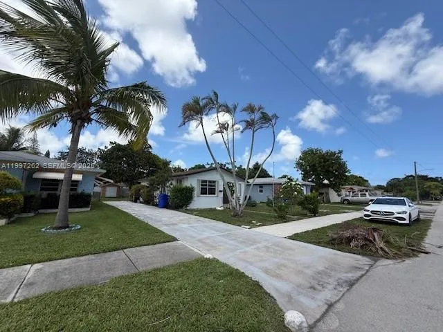 2711 Dewey St # 2711, Hollywood FL 33020