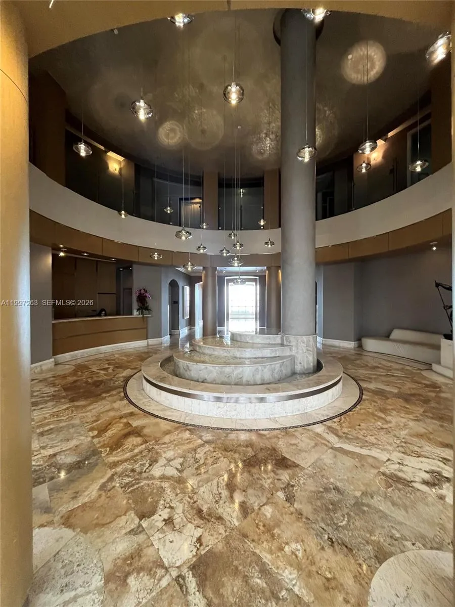 808 Brickell Key Dr # 2002, Miami FL 33131