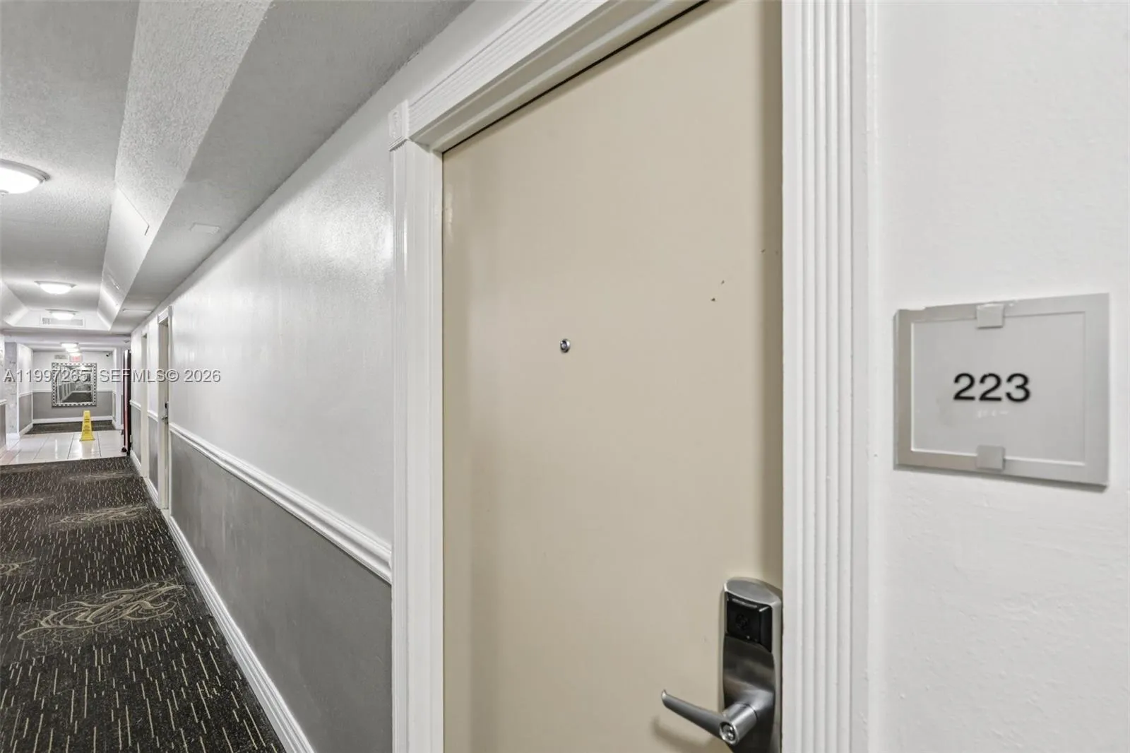 19201 Collins Ave # 223, Sunny Isles Beach FL 33160