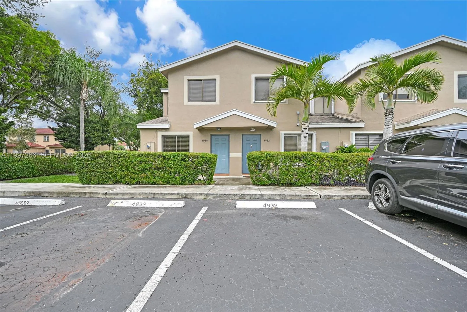 4930 S University Dr # 4930, Davie FL 33328