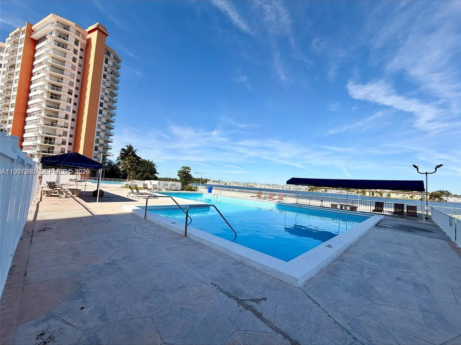 1301 NE Miami Gardens Dr # 1406W, Miami FL 33179