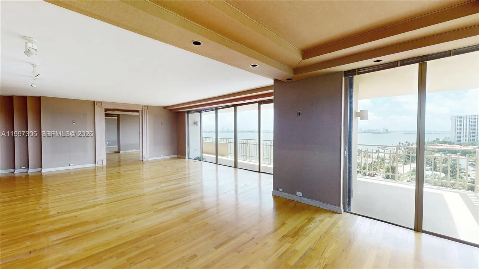 11113 Biscayne Blvd # 1251, Miami FL 33181