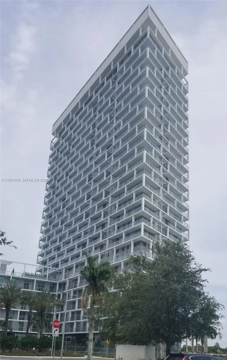 2000 Metropica Way # 505, Sunrise FL 33323