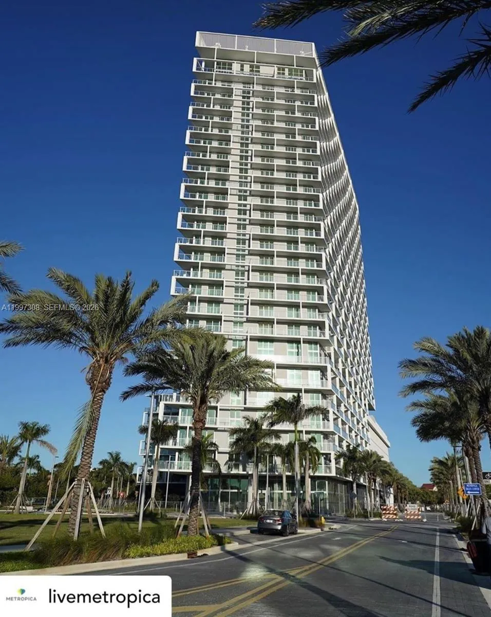 2000 Metropica Way # 505, Sunrise FL 33323