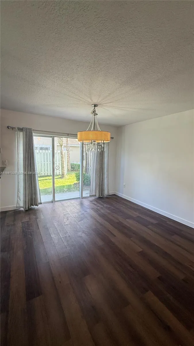 2262 NW 171st Ter, Pembroke Pines FL 33028