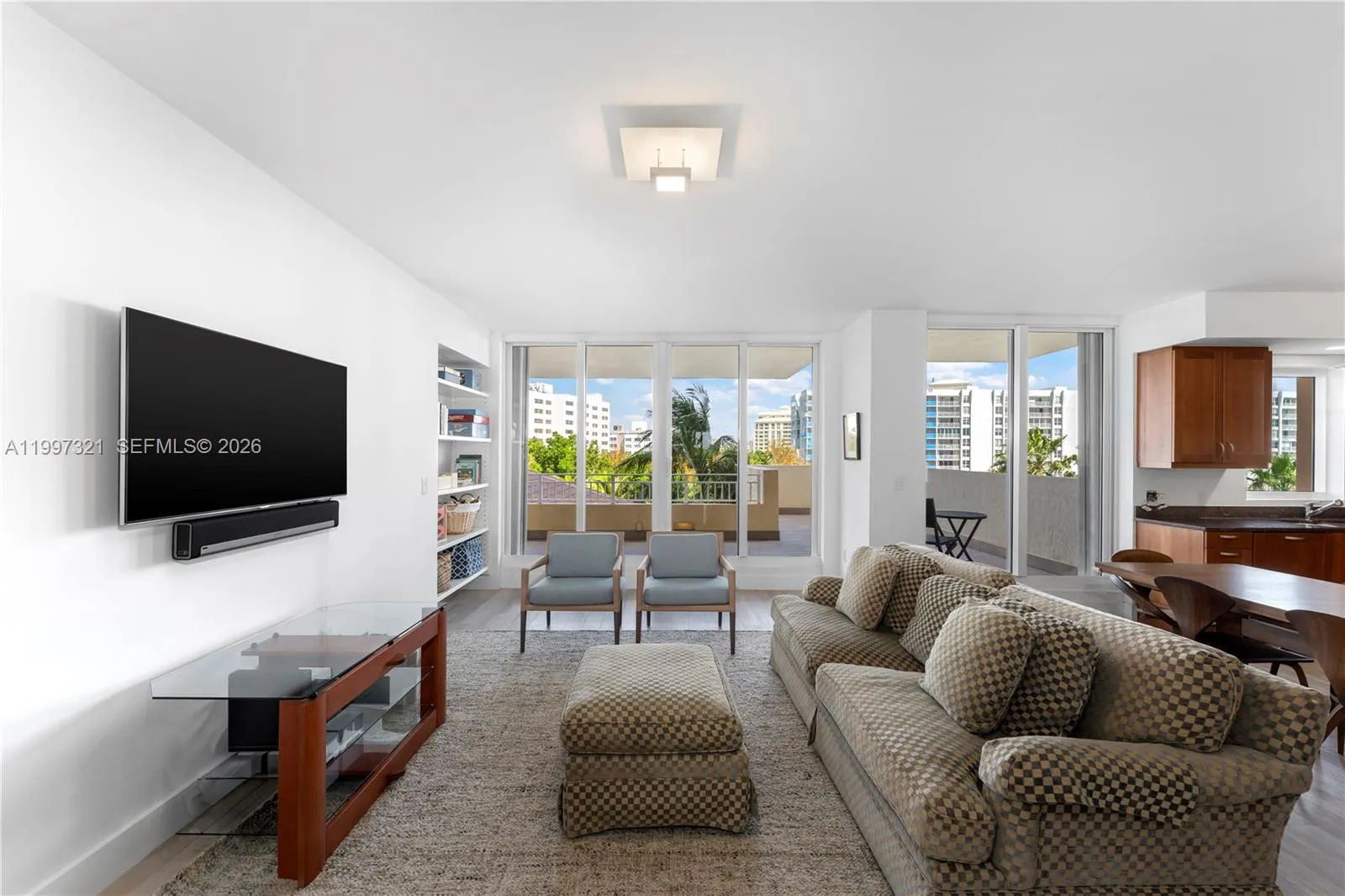 791 Crandon Blvd # 405, Key Biscayne FL 33149