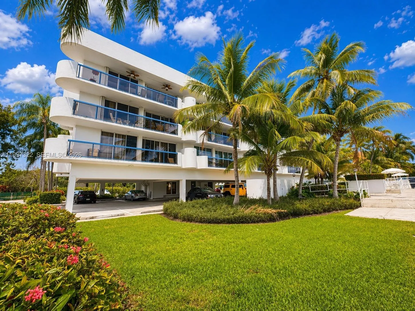 2370 NE 135th St # 405, North Miami FL 33181