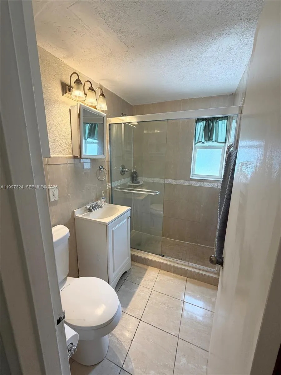 315 Van Buren St # 107B, Hollywood FL 33019