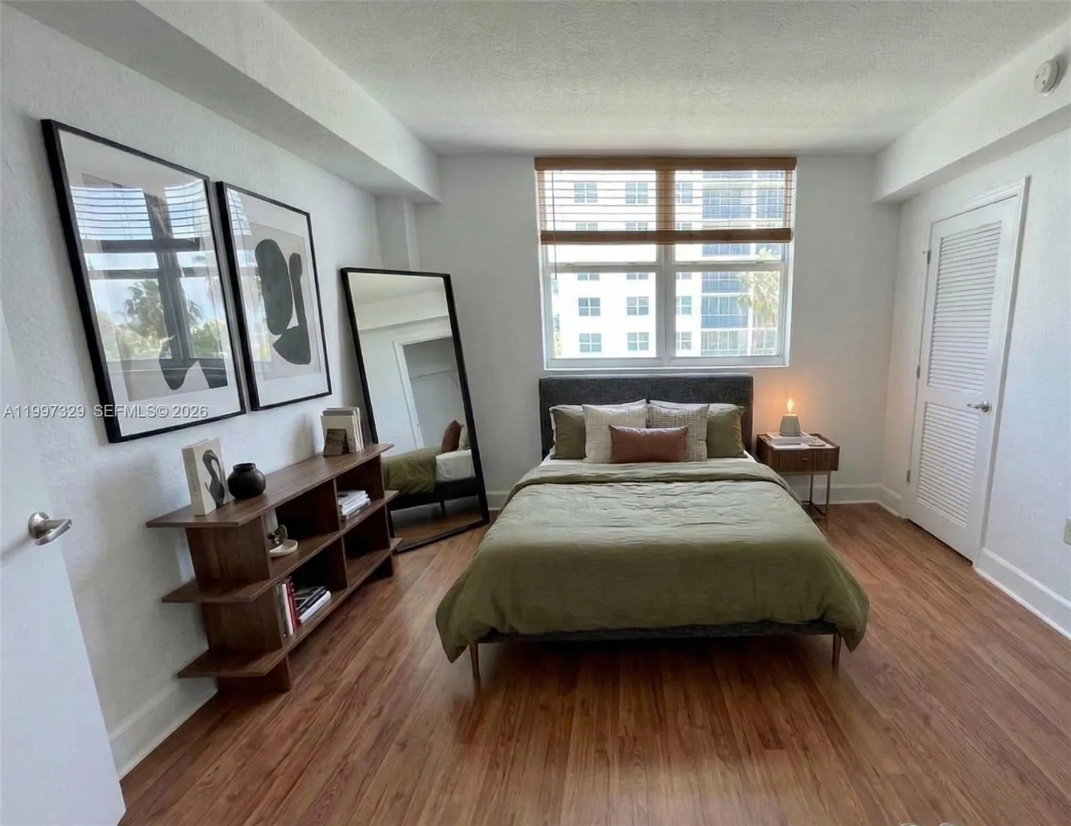 7501 E Treasure Dr # 3D, North Bay Village FL 33141