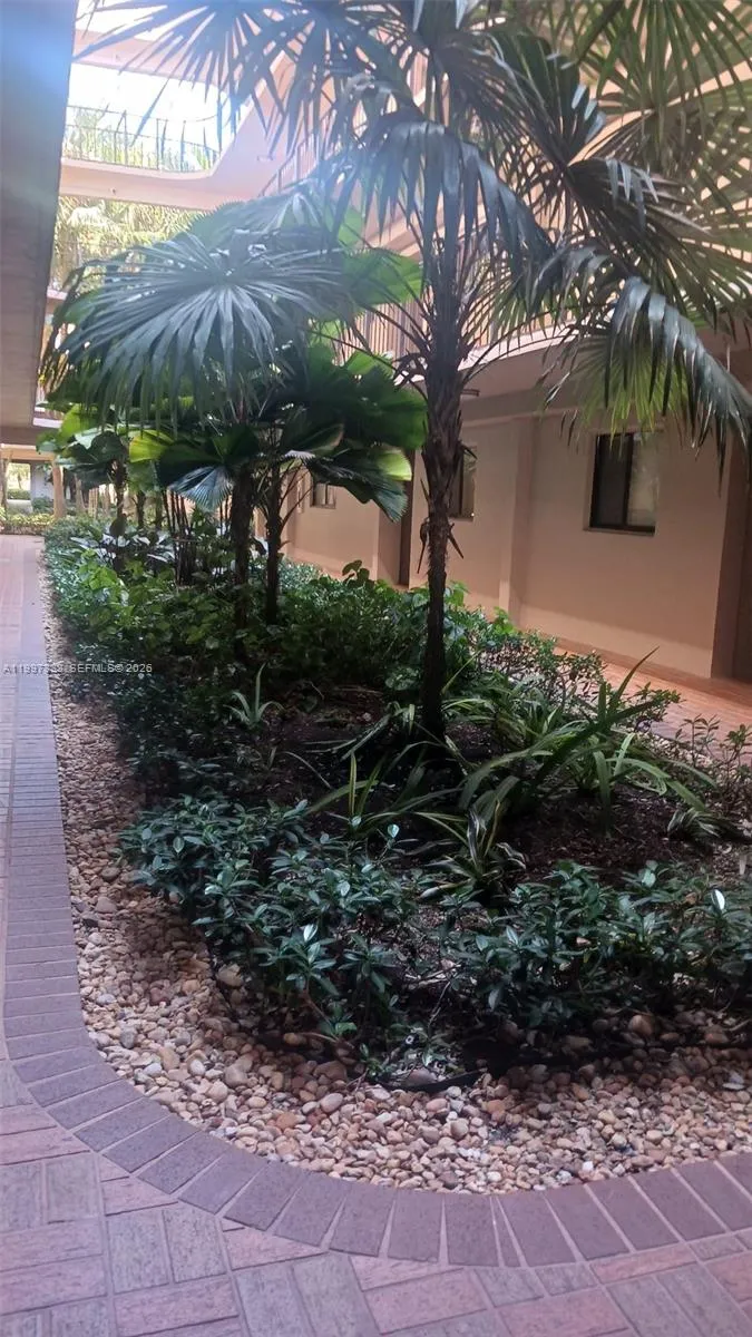 8650 SW 133rd Ave Rd # 116, Miami FL 33183