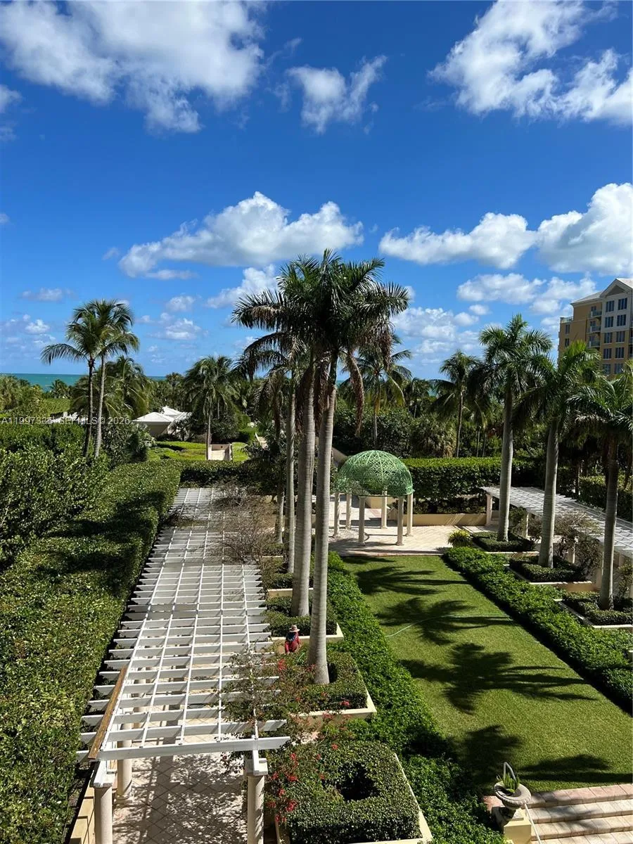445 Grand Bay Dr # 412, Key Biscayne FL 33149