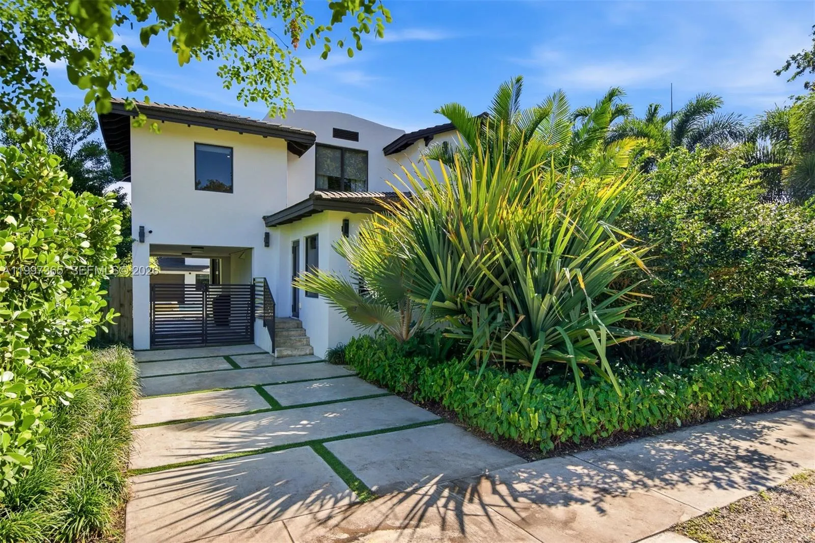 436 NE 88th St, El Portal FL 33138