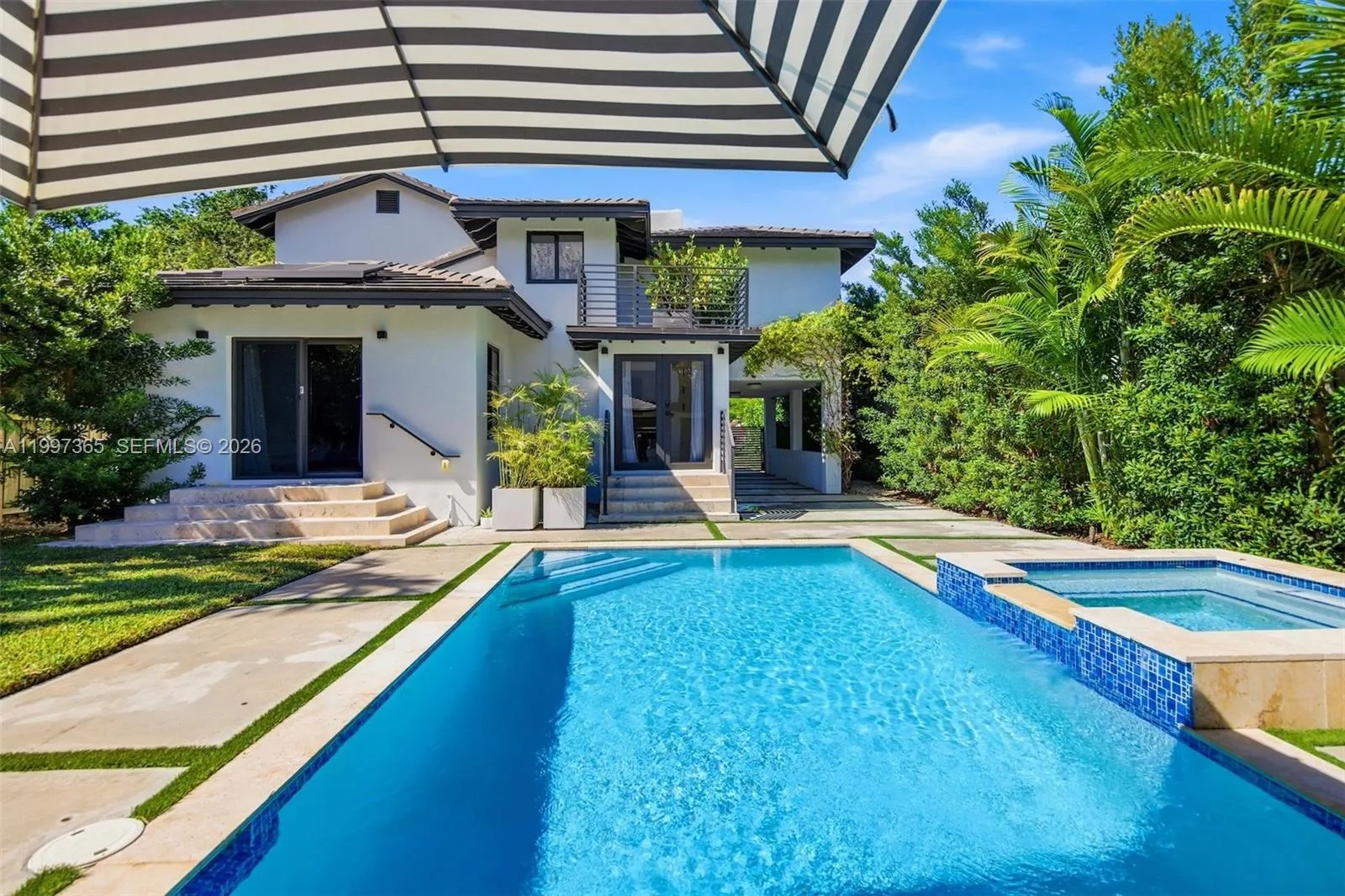 436 NE 88th St, El Portal FL 33138