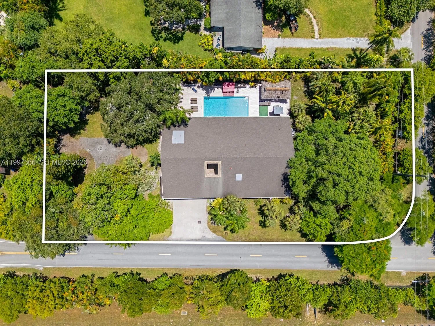 7997 SW 76th Ave, Miami FL 33143