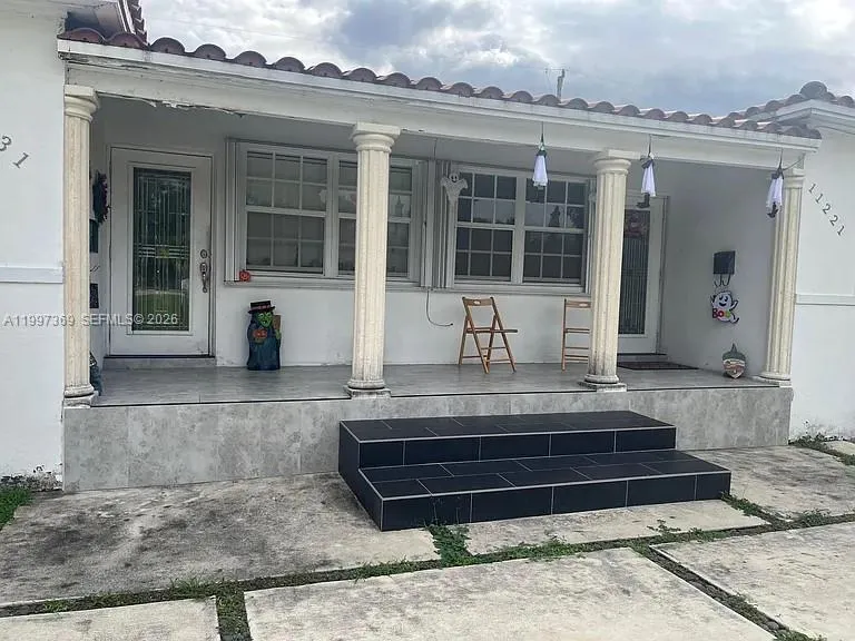 11221 NE 9th Ave # 0, Biscayne Park FL 33161