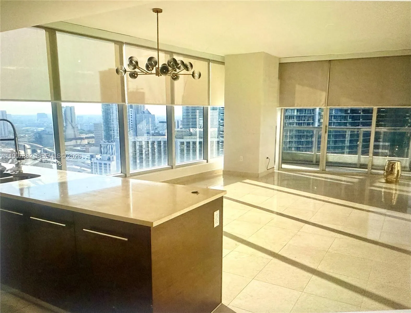 475 Brickell Ave # 2915, Miami FL 33131