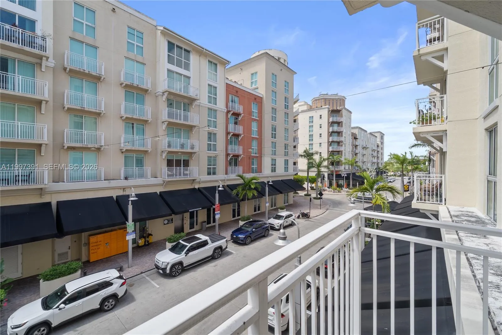 7275 SW 90th St # C208, Miami FL 33156