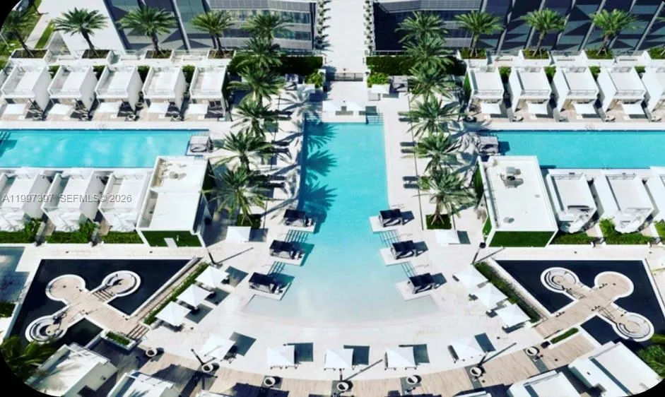 851 NE 1st Ave # 304, Miami FL 33132