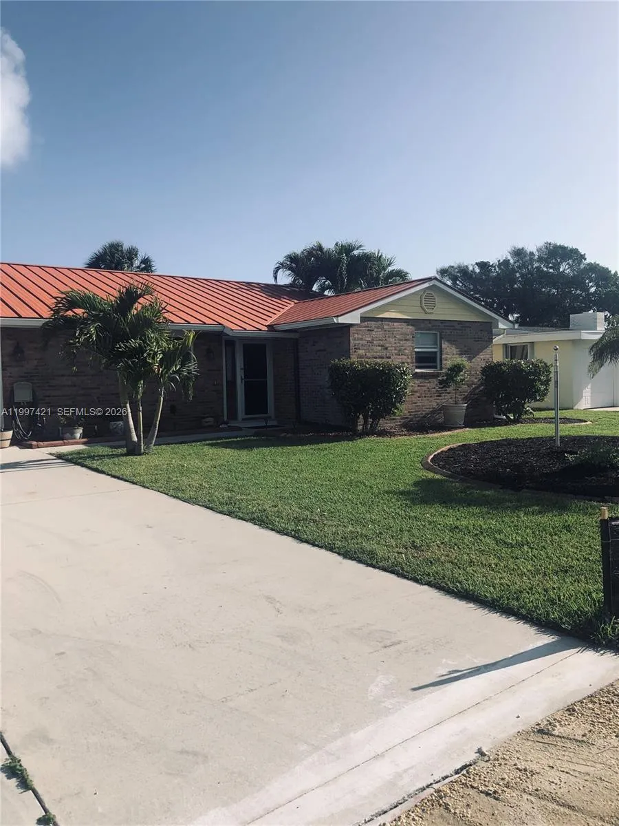 1920 Eucalyptus Ave, Hutchinson Island FL 34949