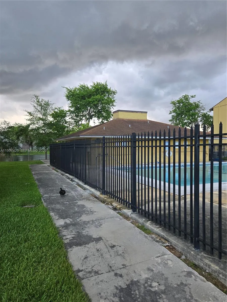 15410 SW 82nd Ln # 822, Miami FL 33193