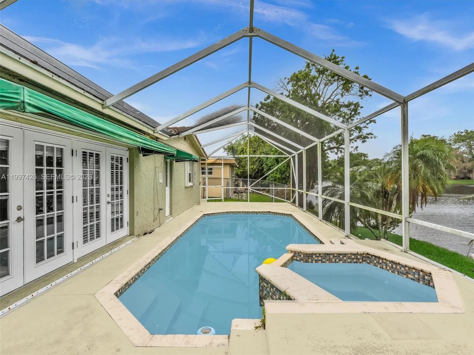 1900 NW 95th Ave, Pembroke Pines FL 33024