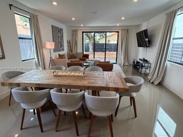 3645 SW 3 st, Miami FL 33135