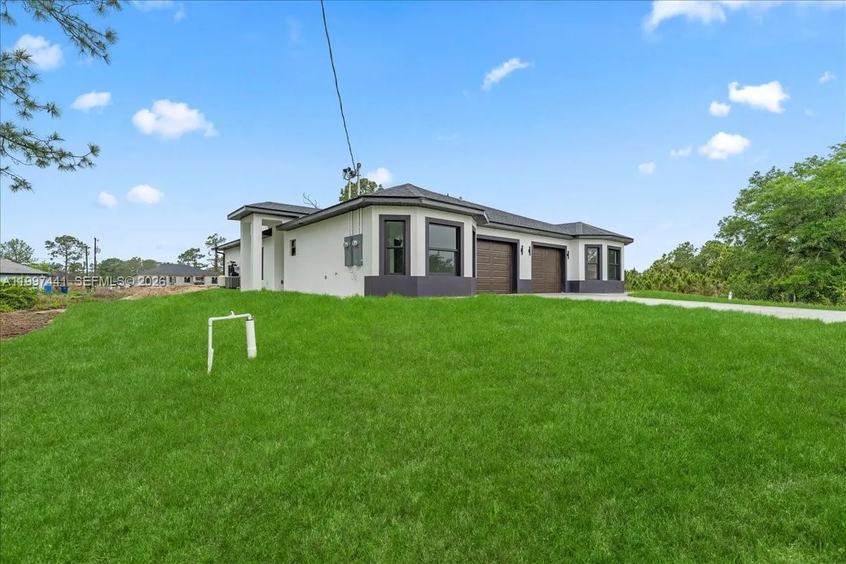 4737-4739 25th sw, Lehigh Acres FL 33973