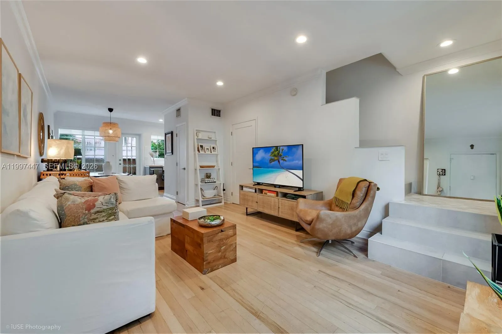 21 Madeira Ave # 12, Coral Gables FL 33134