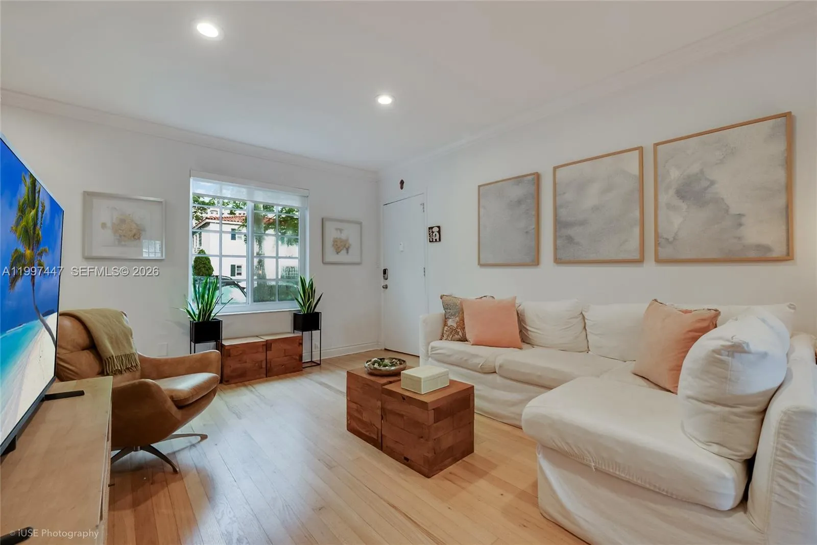 21 Madeira Ave # 12, Coral Gables FL 33134