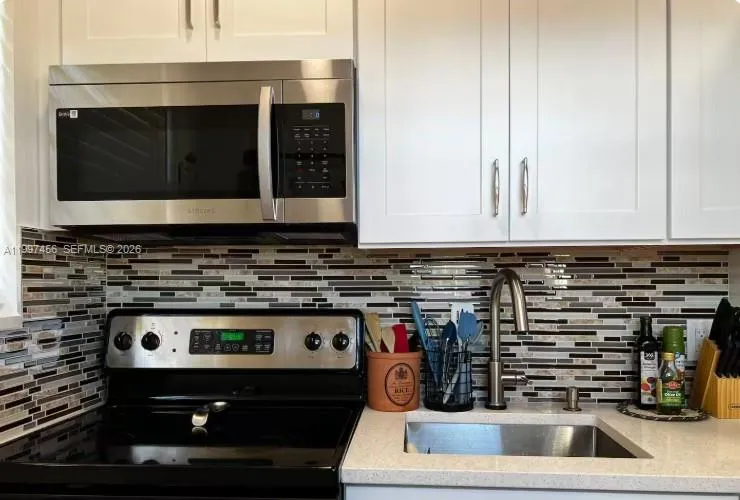 2160 SW 17th St # 2160, Miami FL 33145