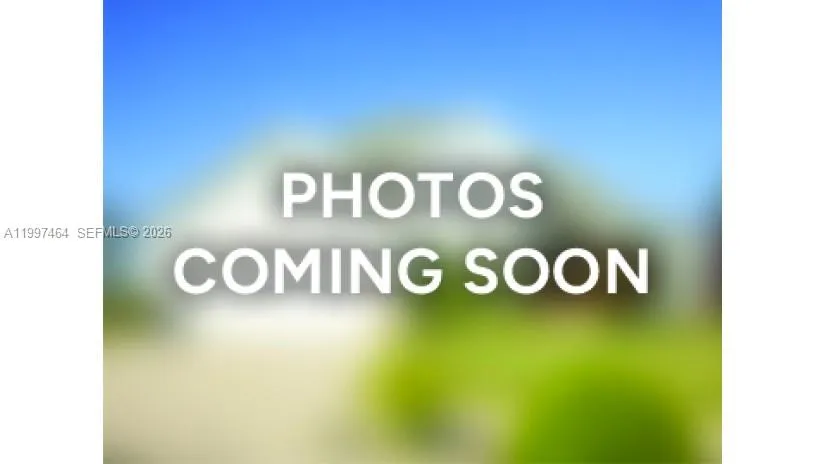 1055 NE 144th St, North Miami FL 33161